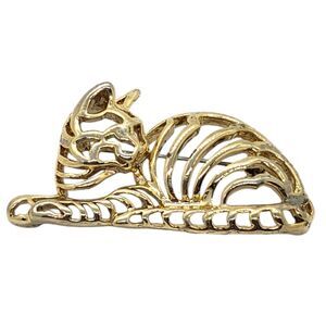 Kitty Cat Laying Down Pin Brooch Vintage Gold Tone Open Filigree